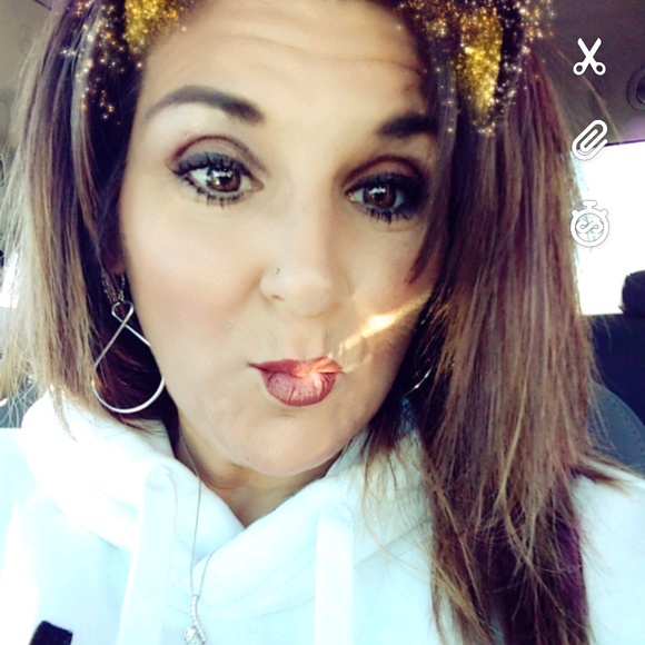 Meet your Posher, Tina - Picture 1 of 1